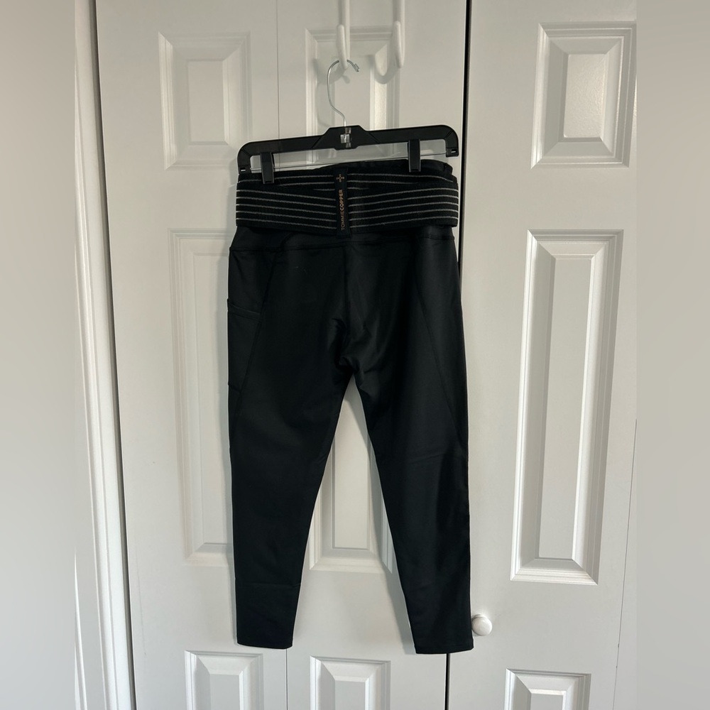 NWT Tommie Copper Adjustable leggings Large